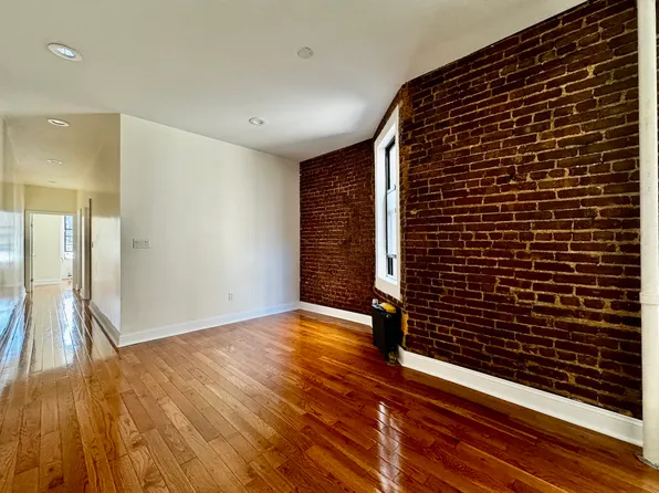40 Cumberland St APT 4C, Brooklyn, NY 11205
