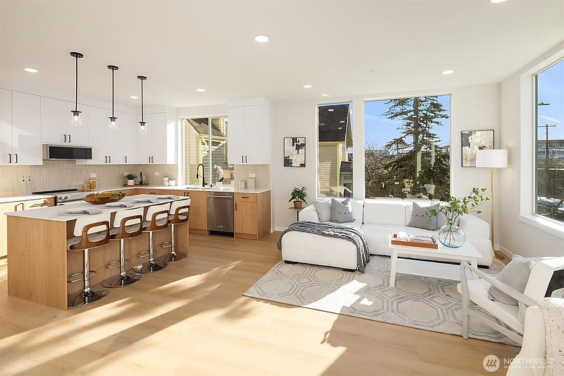 3rd image of 5716 14th Avenue NW