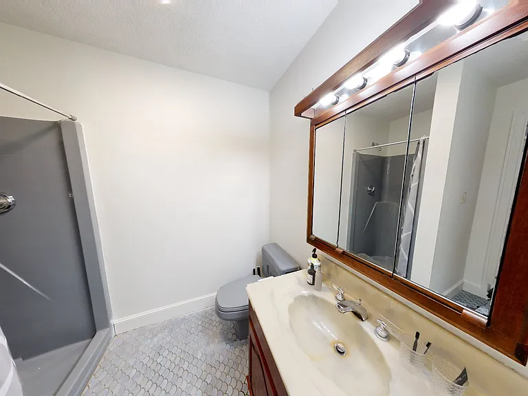 655 South St — Photo 28