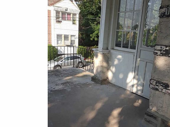 2nd image of 138 E Upsal St
