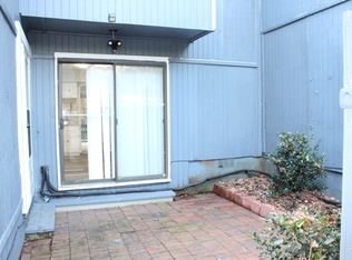 1010 Mariners Ct, Stone Mountain, GA 30083