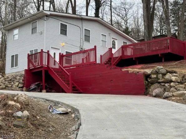 20 Decker Pond Rd, Vernon Twp., NJ 07461