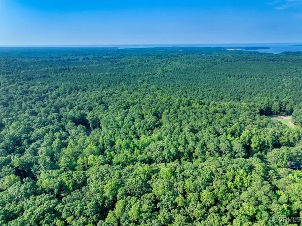 0 Black Stump Rd, Weems, VA 22576