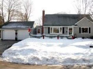 4 Queen St, Enfield, CT 06082