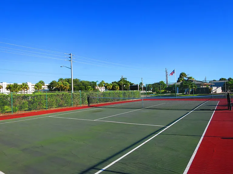 Tennis court, shuffleboard, and Bocce courts are available.