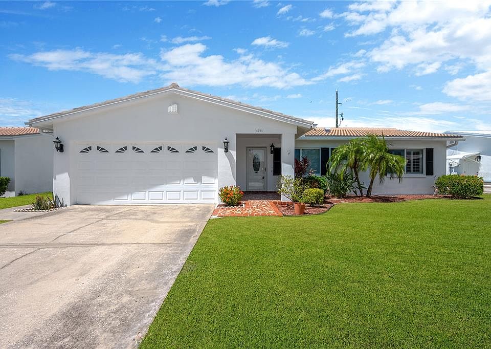 1st image of 4201 93RD TERRACE N