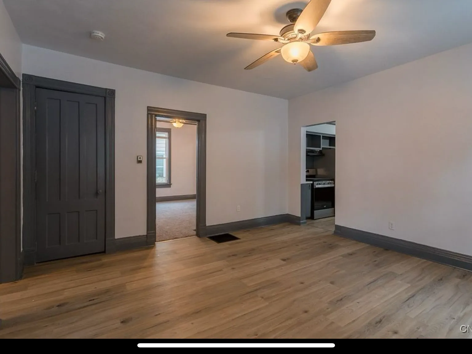 3 bed, 1.5 bath, 1100 sqft, $1,475 — Photo 4