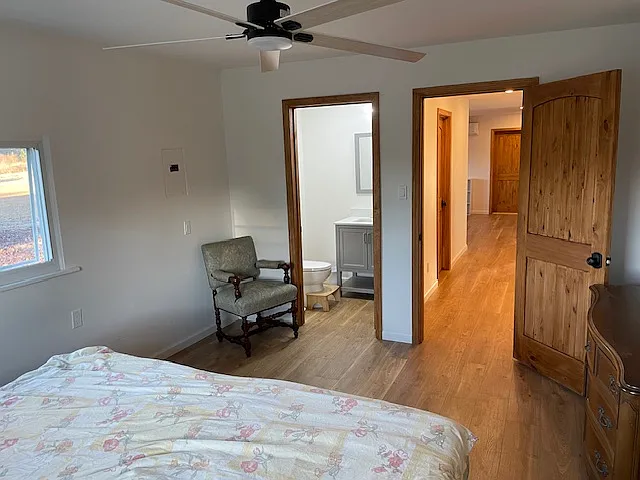2 bed, 1.5 bath, 1296 sqft, $1,000 — Photo 3