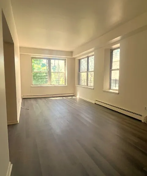 93 Bruce Ave #2B — Photo 3