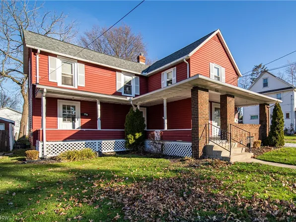 525 3rd St, Fairport Harbor, OH 44077
