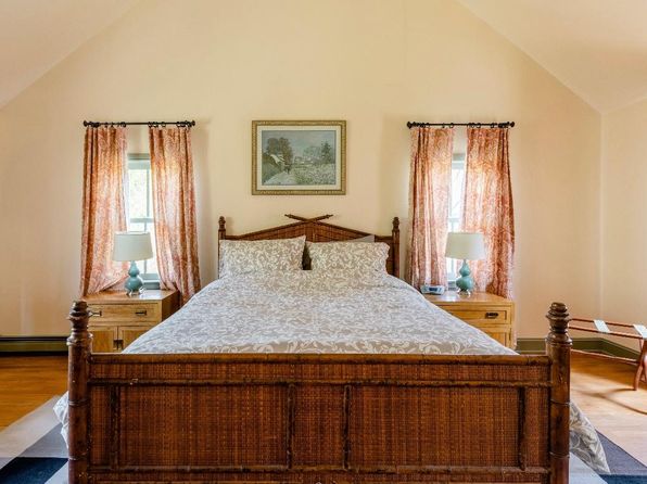 80 Red Cliff Rd, Upper Black Eddy, PA 18972