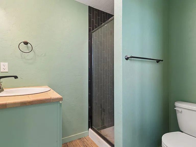 Brand new apartments in downtown Springfield! — Photo 50