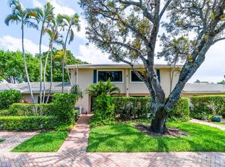 2 Stratford Dr #B, Boynton Beach, FL 33436
