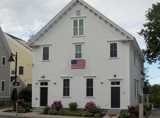 37 Main St, Durham, NH 03824