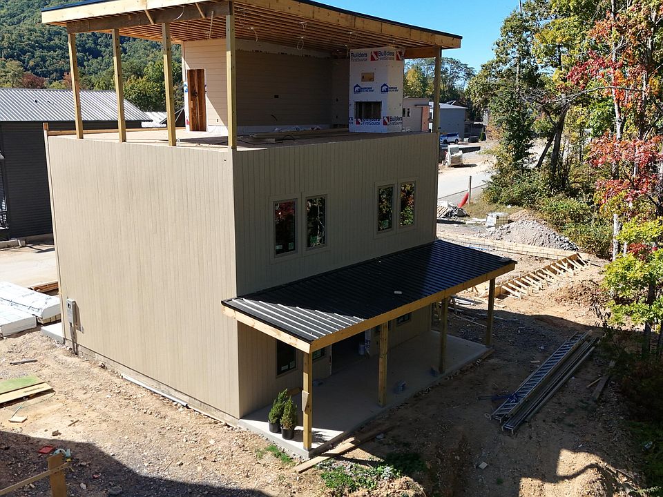 2nd image of 2915 Tipi Way