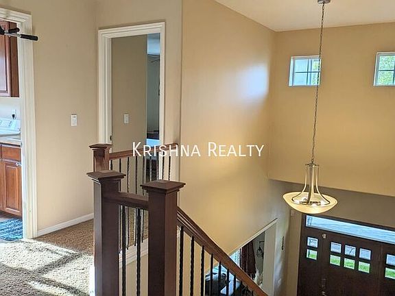 5th image of 13632 NW Henninger Ln