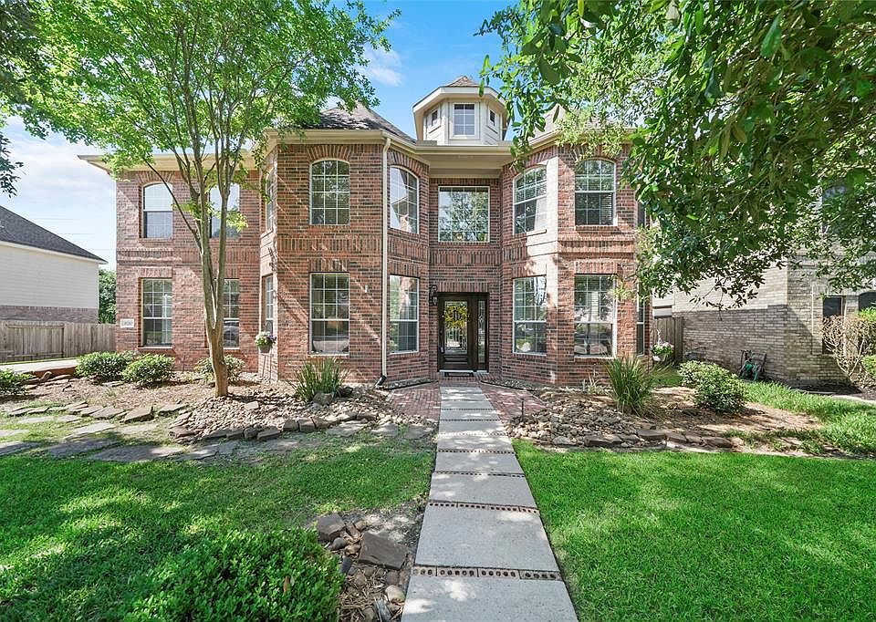 1st image of 8210 Trophy Place Dr
