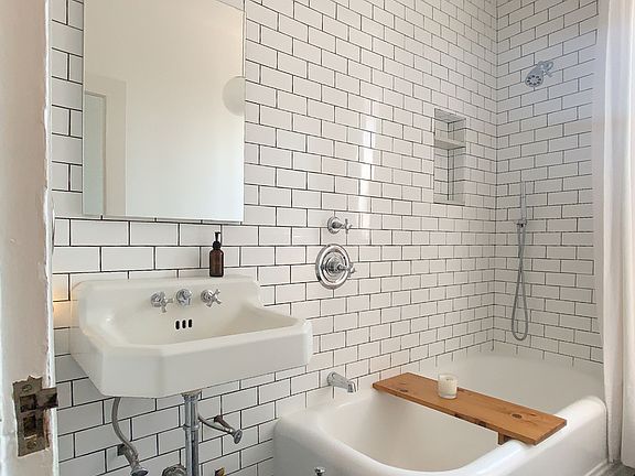 4th image of 35-24 72nd St #4