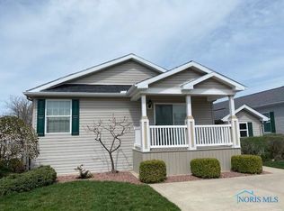 8961 White Crane Way, Oak Harbor, OH 43449