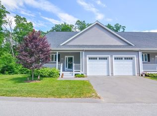 416 Village Ln UNIT 416, Bellingham, MA 02019