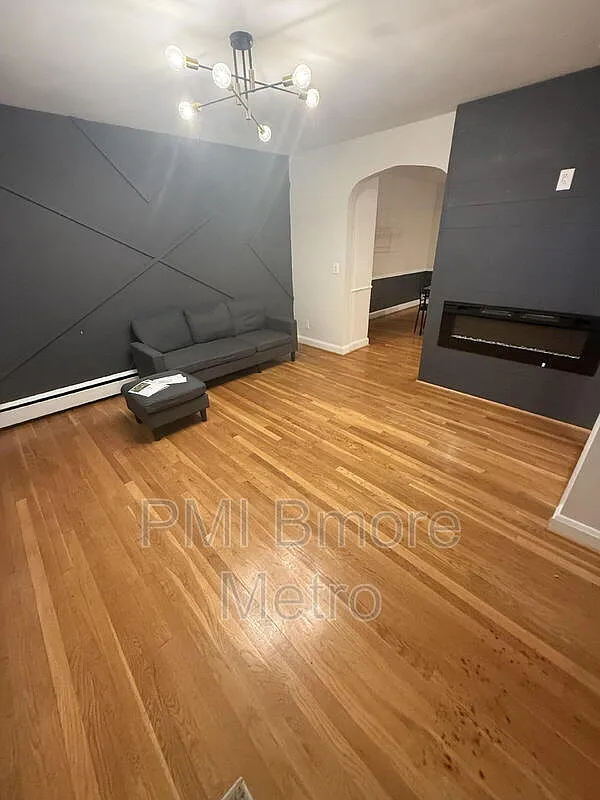 1 bed, 1.0 bath, 1596 sqft, $750 — Photo 4