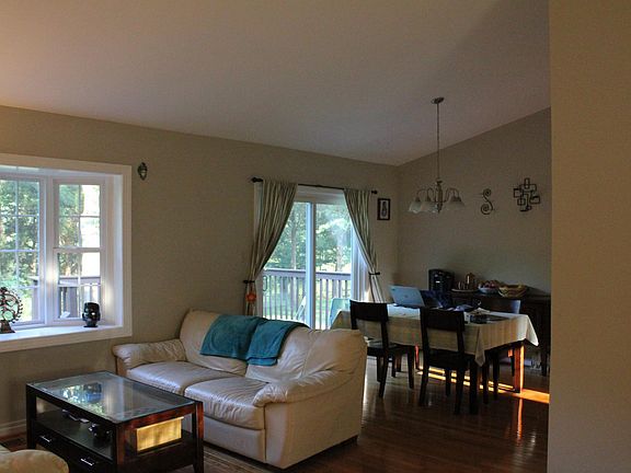 3rd image of 13501 Clear Lake Ct