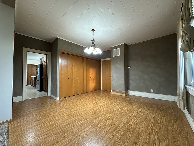 915 Madison St — Photo 17