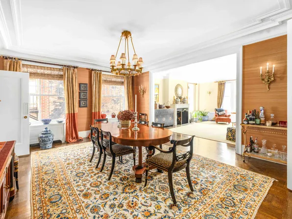 875 Park Avenue image 7 of 22