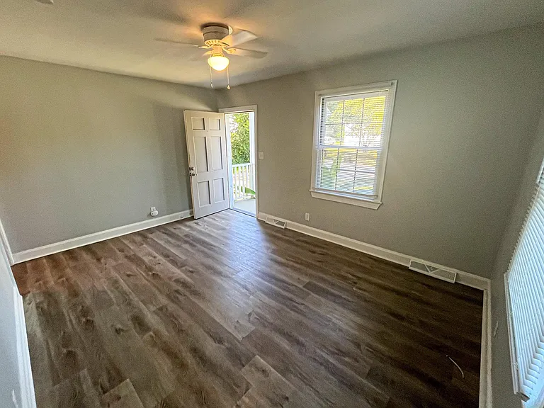 2905 Trent St — Photo 6