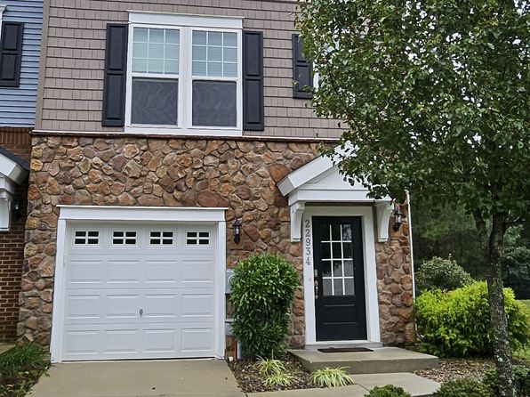 22934 Mountain Laurel Ln