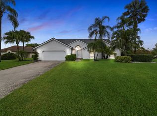 10679 Stonebridge Blvd, Boca Raton, FL 33498