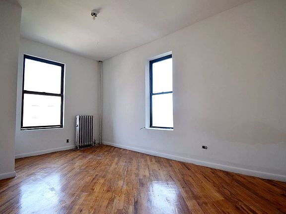 5th image of 26 Gates Ave #5F