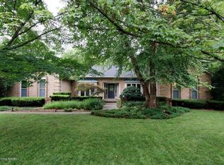 5413 Navajo Rd, Indian Hills, KY 40207