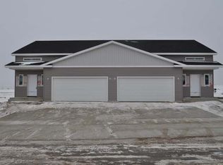4720 Corvette St, Mandan, ND 58554