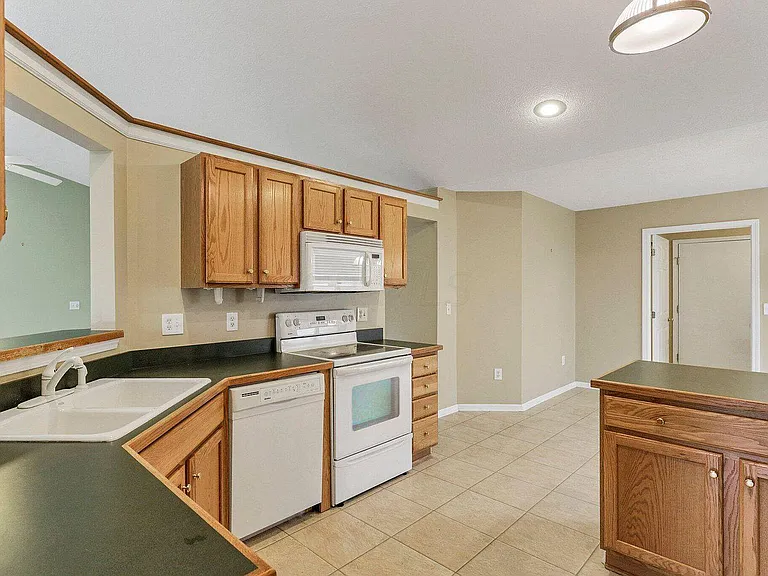 2691 Abbey Knoll Dr — Photo 22