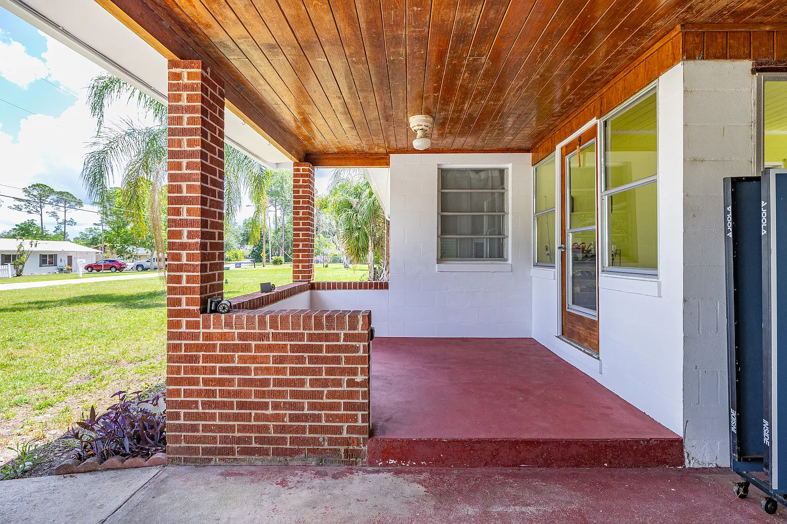 2 bed, 884 sqft, $1,950 — Photo 2