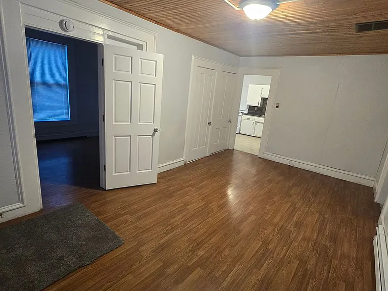 508 N Water St — Photo 14