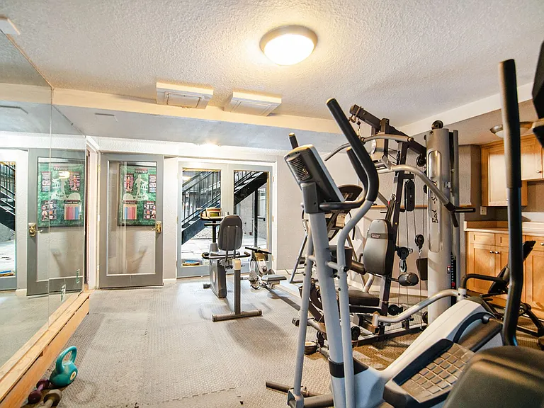 336 N Grant St #101 — Photo 19