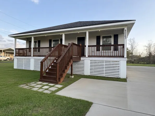 45263 Stringer Bridge Rd, Saint Amant, LA 70774