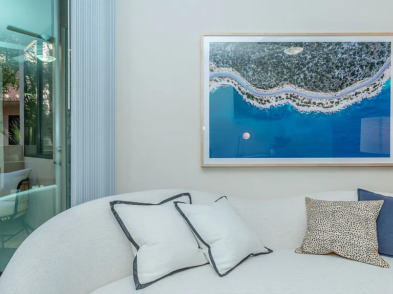 Las Aguas Apartments — Photo 44