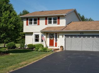 1769 Town Line Rd, Lancaster, NY 14086