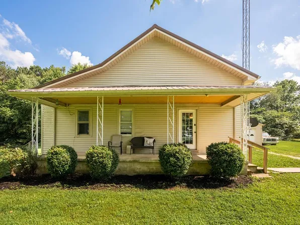 150 Grooms Rd, Puryear, TN 38251