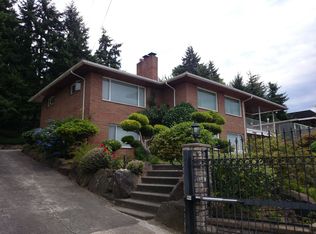 8800 39th Ave SW, Seattle, WA 98136