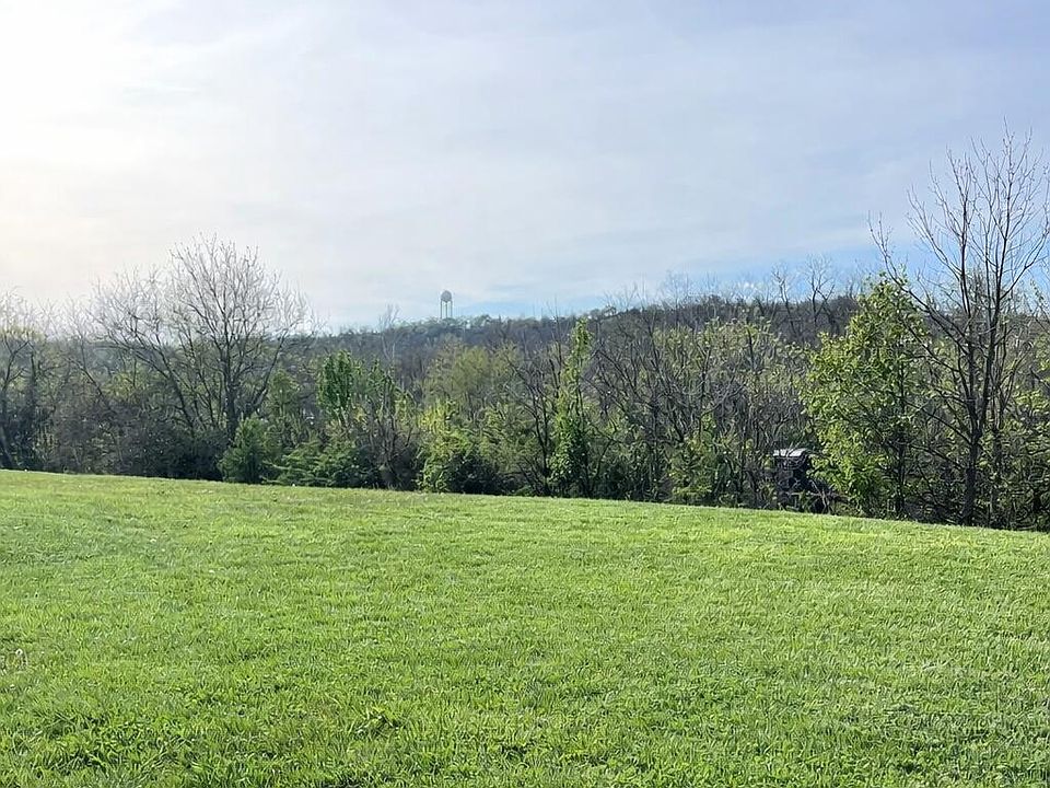 2nd image of 100 Summit Dr