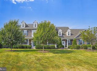 38372 Colts Neck Ct, Hillsboro, VA 20132