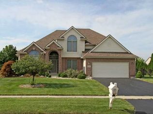 7368 Wood Creek Ln, Maumee, OH 43537