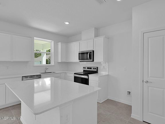 5th image of 3258 PIPERS Way