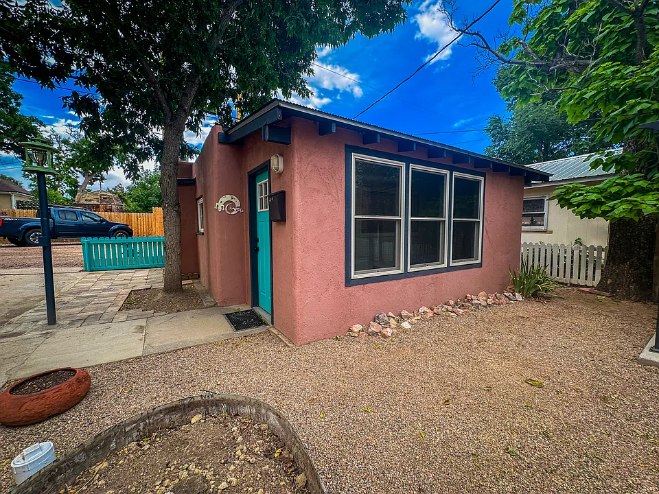 907 Allison Ave #1