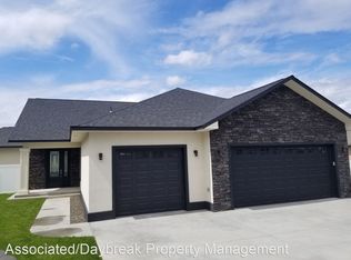 7305 Heathers Way, Yakima, WA 98903