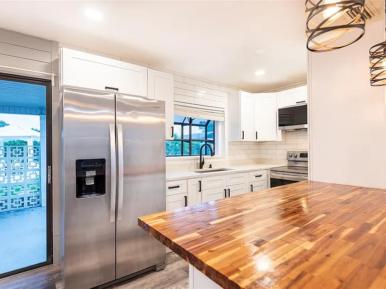 6440 Greylynne St — Photo 9